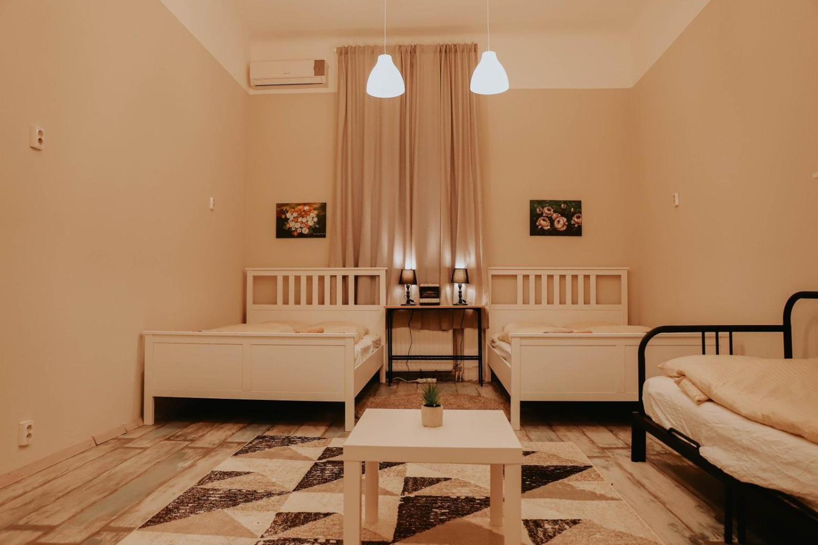 Rooms For Rent In Centre Будапеща Екстериор снимка