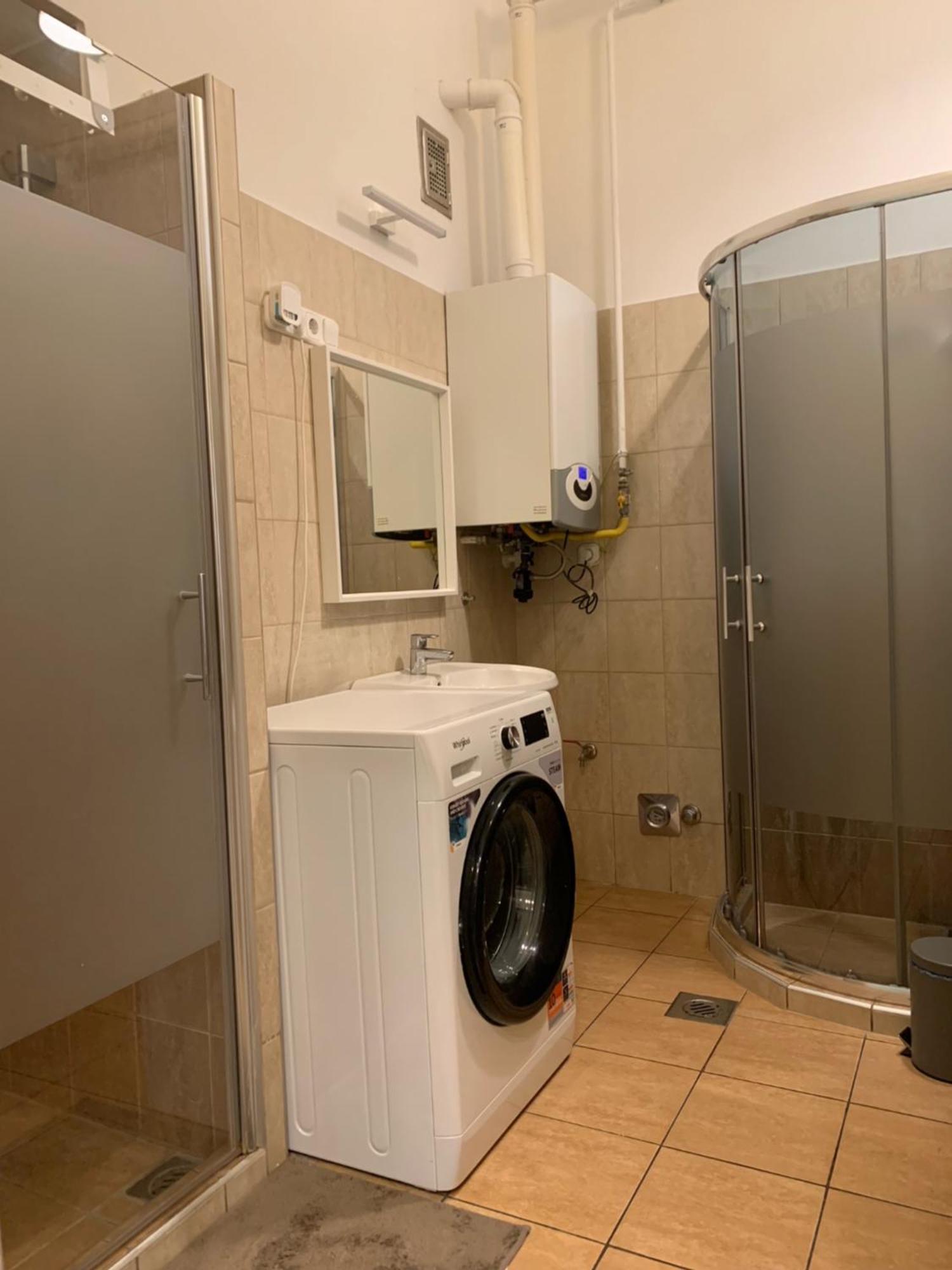 Rooms For Rent In Centre Будапеща Екстериор снимка